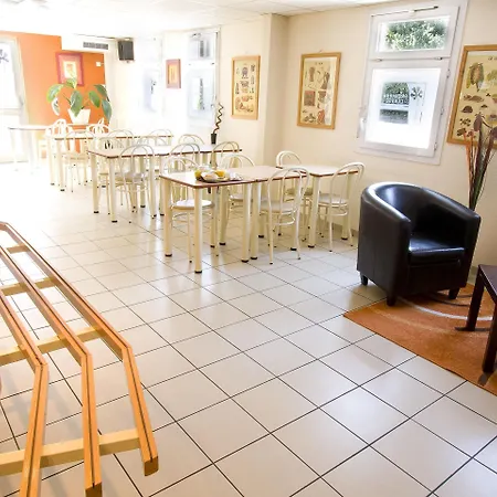 Premiere Classe Mesnil