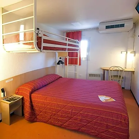 Hotel Premiere Classe Mesnil 3*