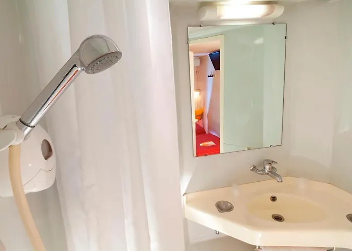 Premiere Classe Mesnil 3*